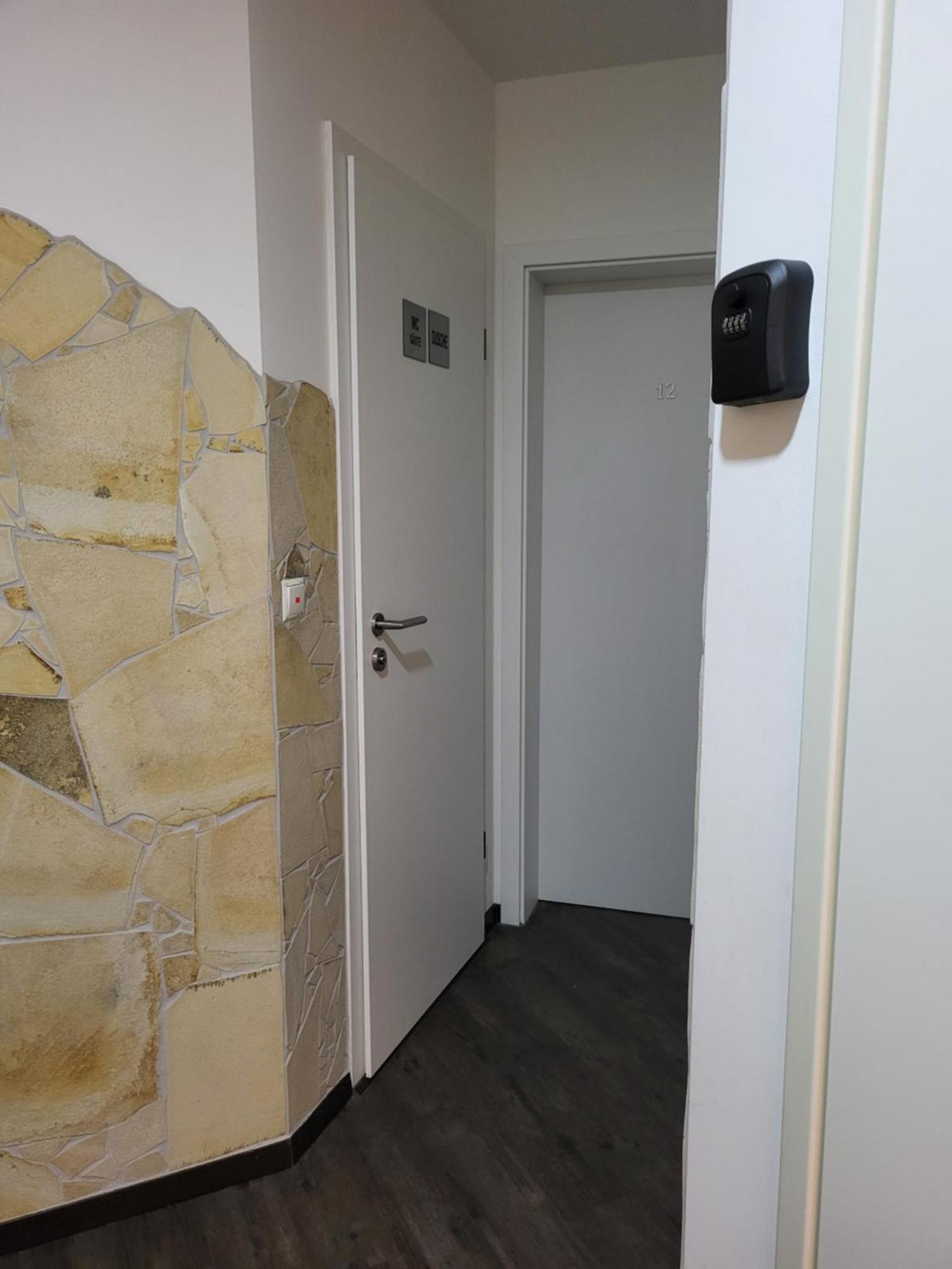 Seelze-Letter Monteurzimmer / Apartment / Messezimmer Номер фото